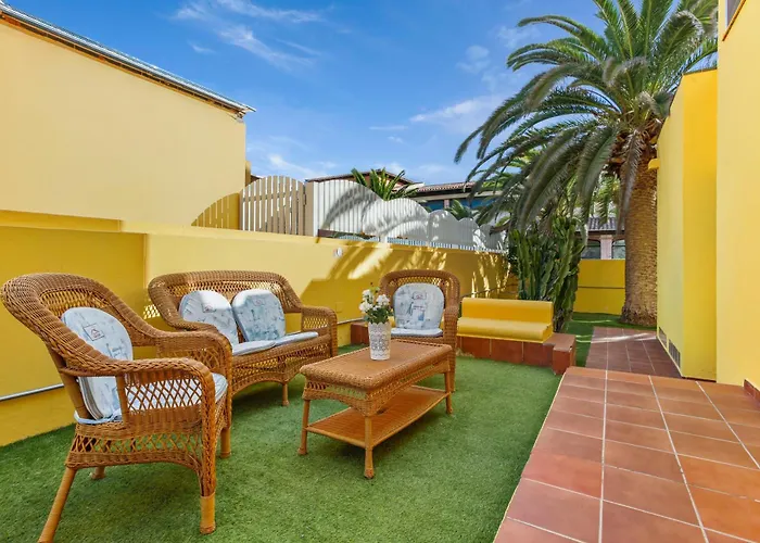 Mariposas 科拉雷侯